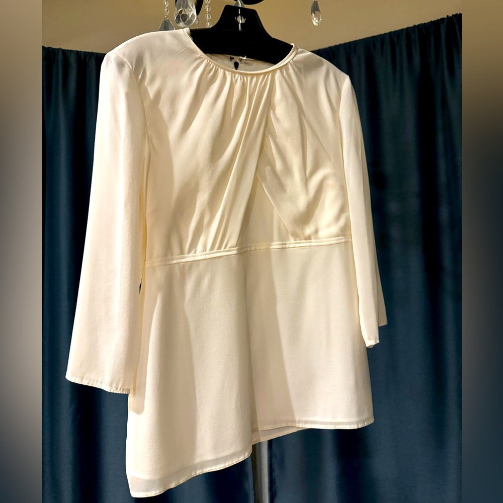 Burberry Silk Top White 3/4 sleeve blouse - never worn